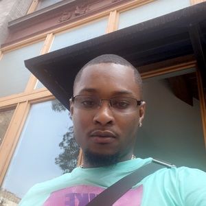 Meet your Posher, Marktavis